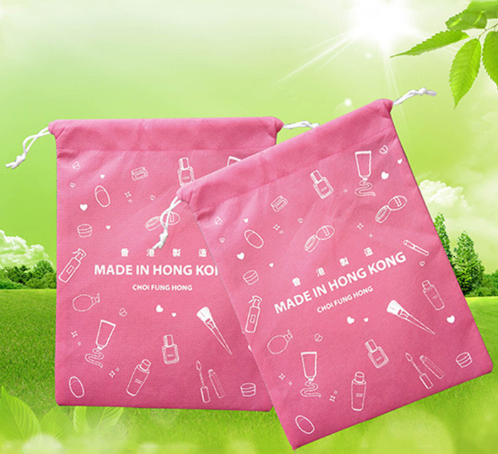 Die Werbung des fördernden Geschenks bauscht sich, Zugschnur-Tasche des Polyester-210D